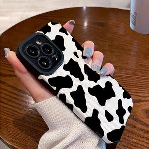 Trendy iPhone Case 📱